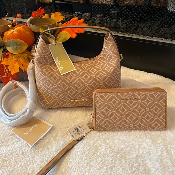 Michael Kors Ember SM Messenger Bag+ Matching Long Wallet - Picture 1 of 12